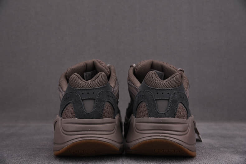 Fake Yeezy 700 V2 'Mauve' on our online shoe store (4)